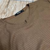 تیشرت یقه کوبایی